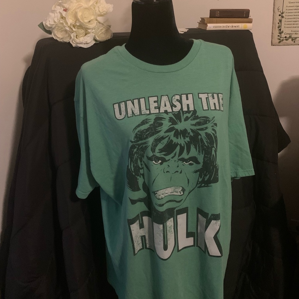 INCREDIBLE HULK MEN’S TSHIRT SIZE 3X
